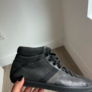 Mens Burberry Sneakers 👟